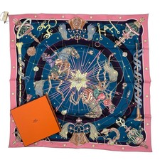 HERMÈS Scarf CARRÉ 70 Silk