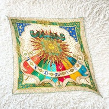 HERMÈS Carre 90 Pleated Scarf