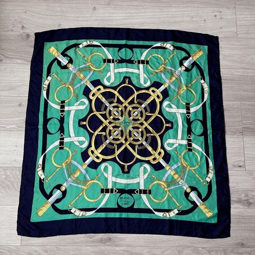 Very good hermes carre silk - very,