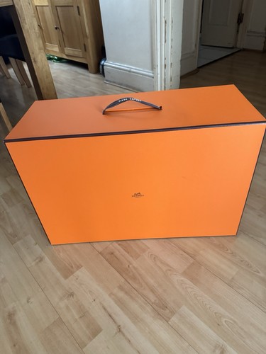 Authentic hermès large box - hermès,