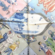 HERMES Carre 90 Silk Scarf